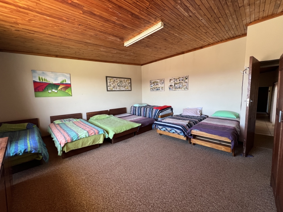 5 Bedroom Property for Sale in Ferreira Town Eastern Cape